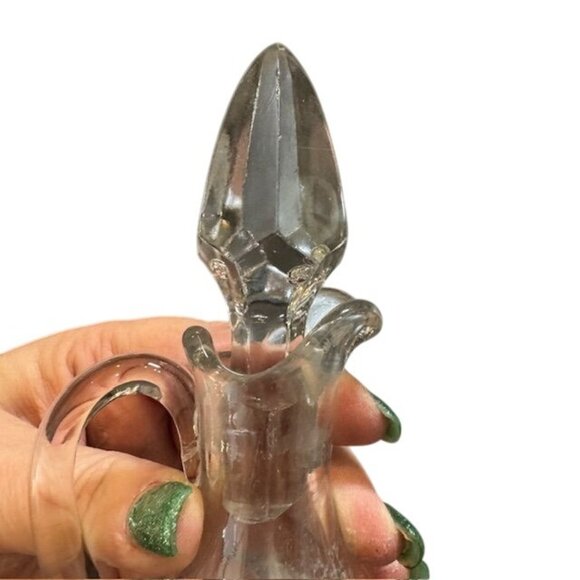 Vintage Hand-Blown Etched Clear Glass Cruet With Stopper - Picture 4 of 11